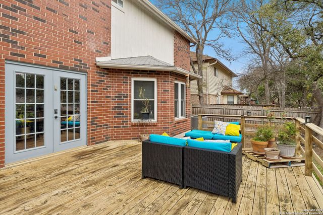 4826 Limestone Well Dr, San Antonio, TX 78247