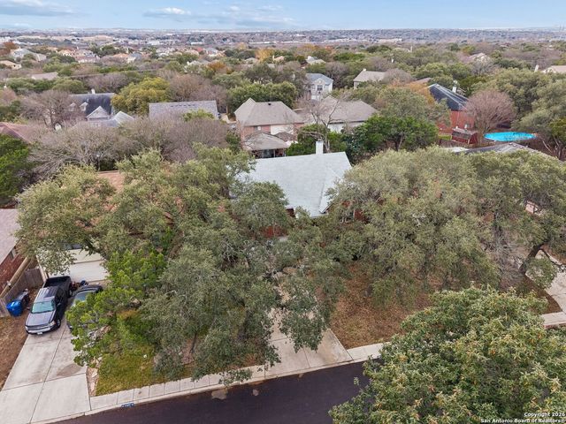 4826 Limestone Well Dr, San Antonio, TX 78247
