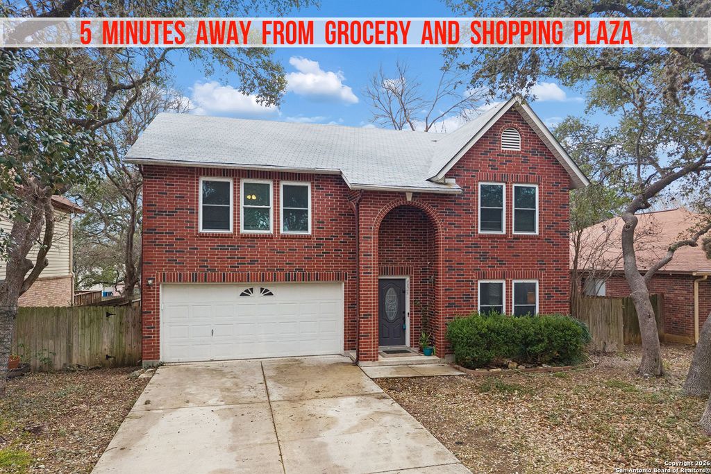 4826 Limestone Well Dr, San Antonio, TX 78247