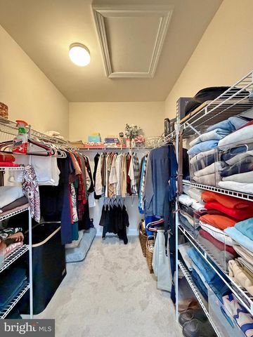 30 STEEPLECHASE DR, La Plata, MD 20646