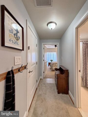 30 STEEPLECHASE DR, La Plata, MD 20646