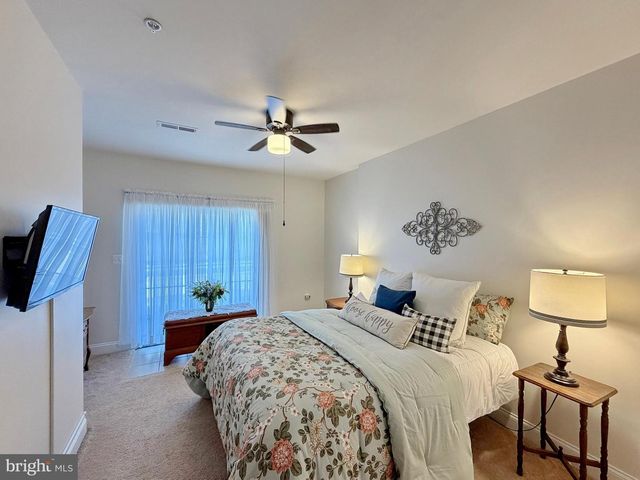 30 STEEPLECHASE DR, La Plata, MD 20646