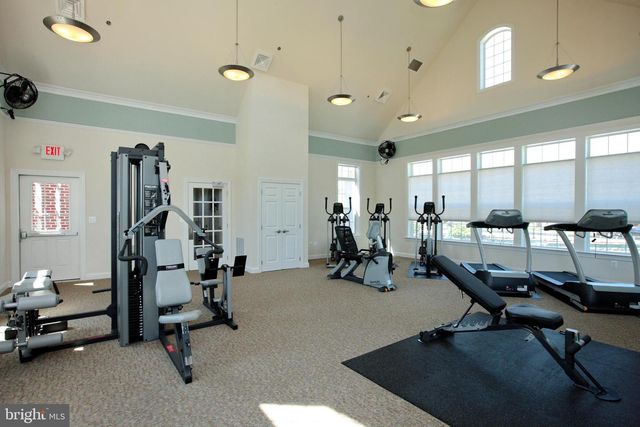 30 STEEPLECHASE DR, La Plata, MD 20646