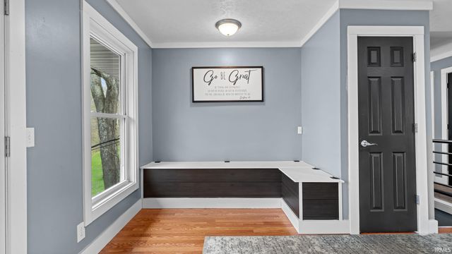 731 Rocky Creek East, Bedford, IN 47421