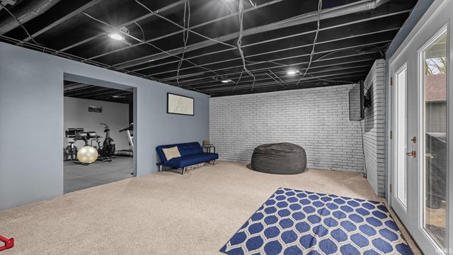 731 Rocky Creek East, Bedford, IN 47421