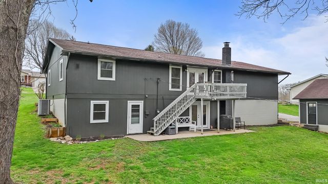 731 Rocky Creek East, Bedford, IN 47421