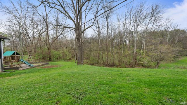 731 Rocky Creek East, Bedford, IN 47421