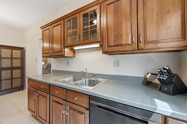 201 Boxwood Ct, Peters Twp, PA 15317