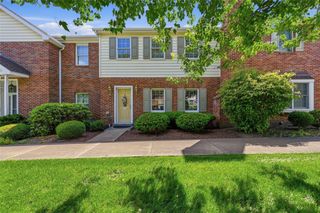201 Boxwood Ct, Peters Twp, PA 15317