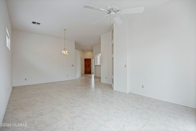 7341 E Calle Hospedero, Tucson, AZ 85715