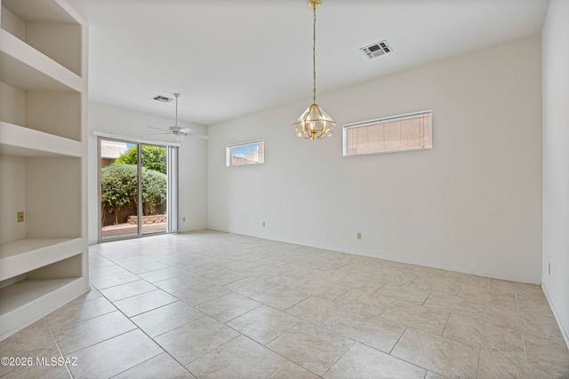 7341 E Calle Hospedero, Tucson, AZ 85715