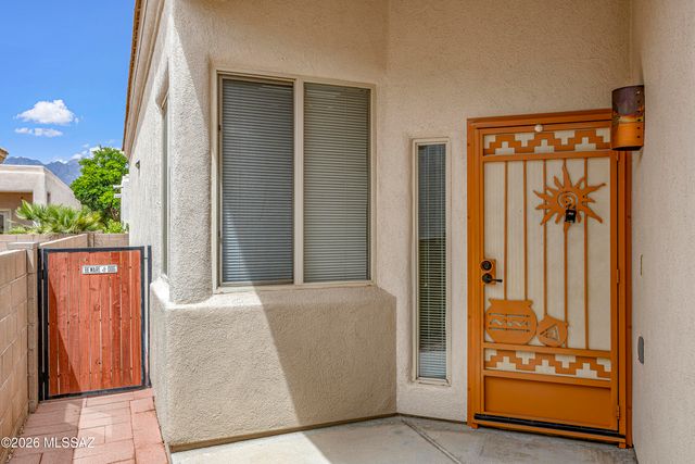 7341 E Calle Hospedero, Tucson, AZ 85715