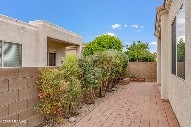 7341 E Calle Hospedero, Tucson, AZ 85715