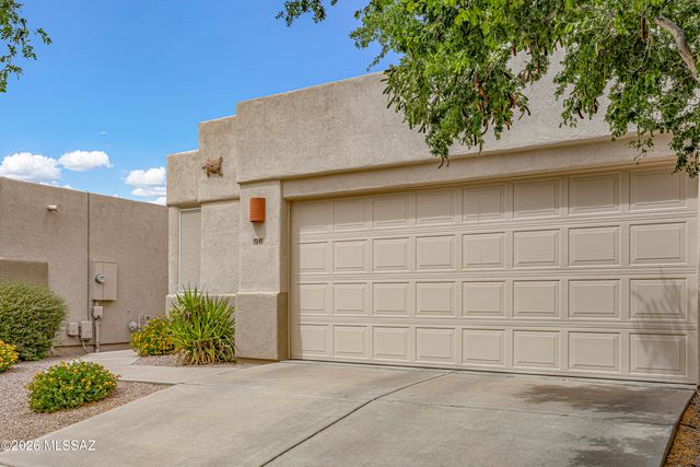 7341 E Calle Hospedero, Tucson, AZ 85715