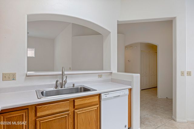 7341 E Calle Hospedero, Tucson, AZ 85715