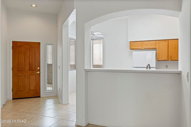 7341 E Calle Hospedero, Tucson, AZ 85715