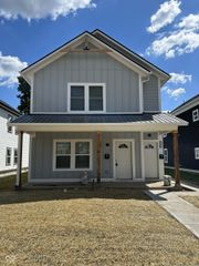 44 E Parkview Avenue B, Indianapolis, IN 46201