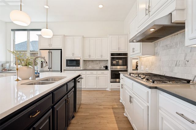 3951 Prairie Clover Lane, Prosper, TX 75078