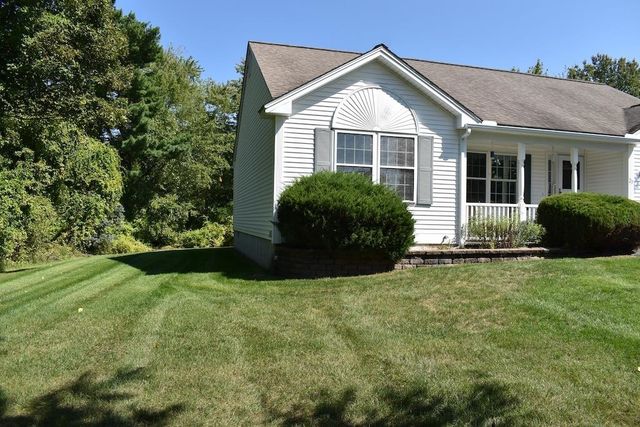 27 Amanda Drive, Hudson, NH 03051