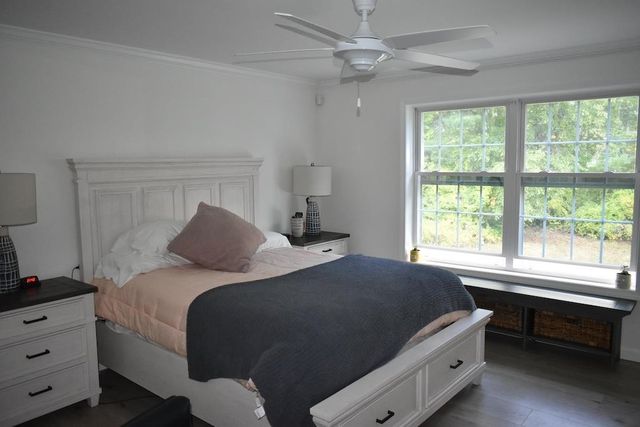 27 Amanda Drive, Hudson, NH 03051