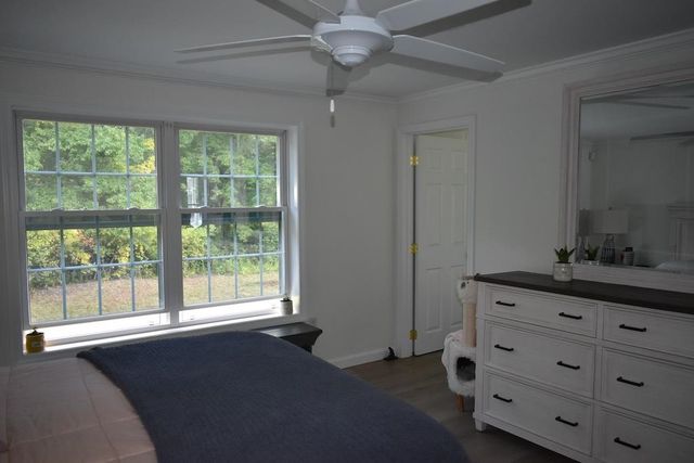 27 Amanda Drive, Hudson, NH 03051