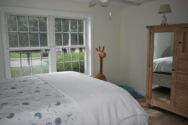 27 Amanda Drive, Hudson, NH 03051
