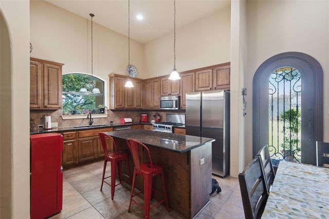 15210 Kevin LN, Austin, TX 78734