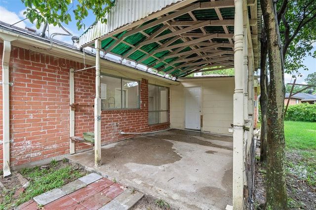 11826 Flushing Meadows Drive, Houston, TX 77089