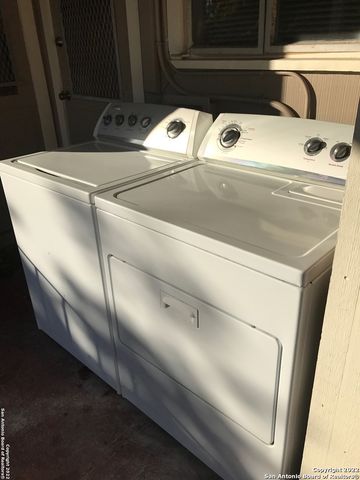 710 W French Pl Apt 3, San Antonio, TX 78212