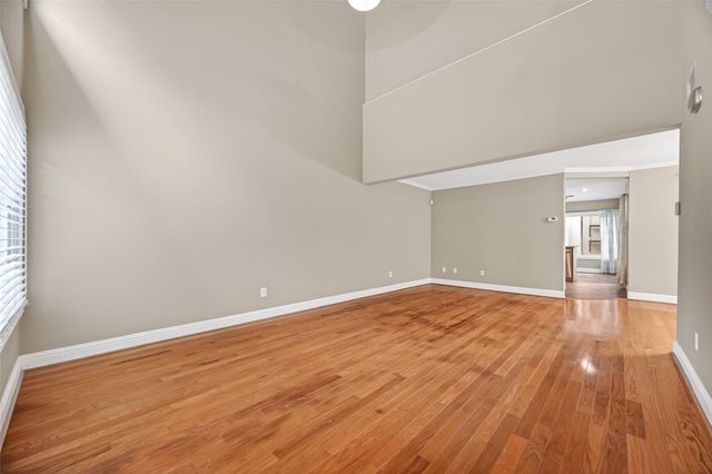 11620 Village Place Drive 329, Houston, TX 77077