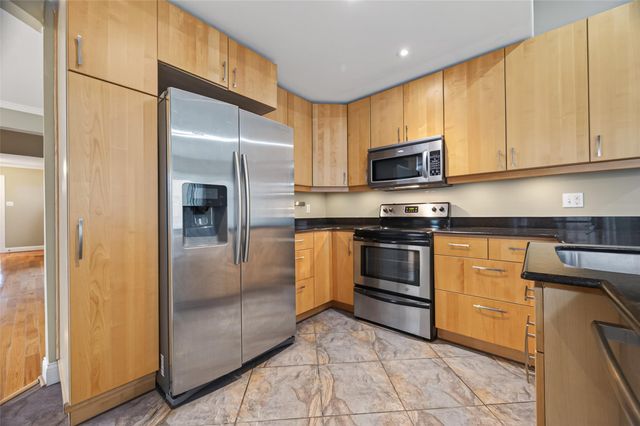 11620 Village Place Drive 329, Houston, TX 77077