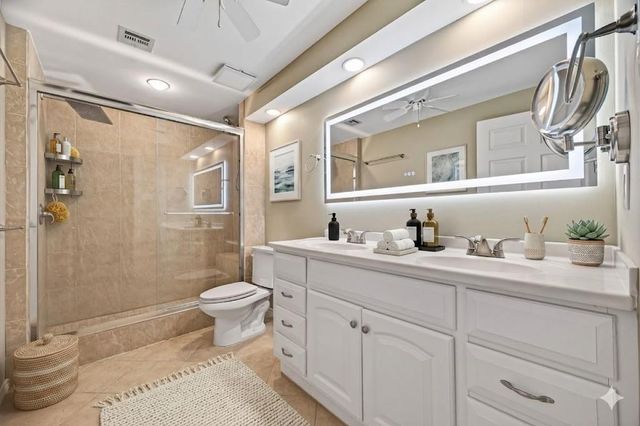 11620 Village Place Drive 329, Houston, TX 77077