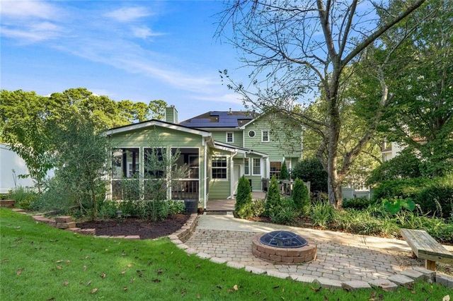 945 Meadowsong Circle, Lawrenceville, GA 30043