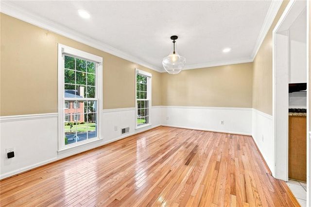 945 Meadowsong Circle, Lawrenceville, GA 30043