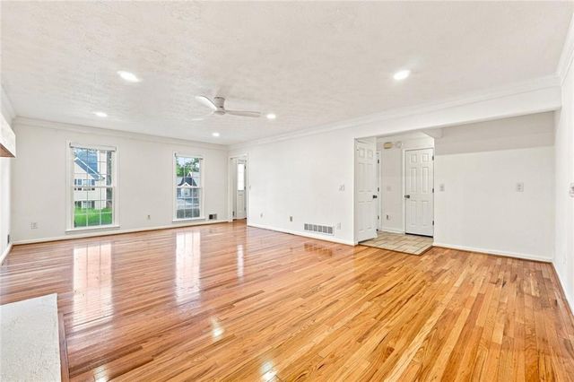 945 Meadowsong Circle, Lawrenceville, GA 30043