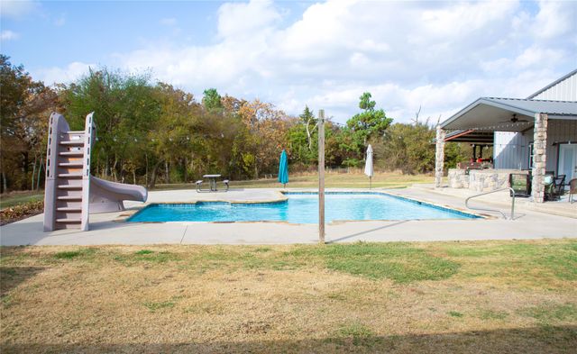 1550 County Road 3385, Saltillo, TX 75478