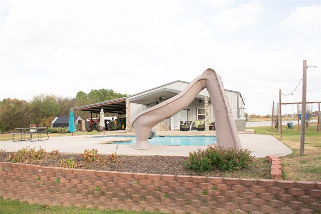 1550 County Road 3385, Saltillo, TX 75478