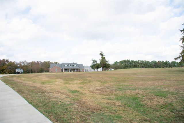 1550 County Road 3385, Saltillo, TX 75478