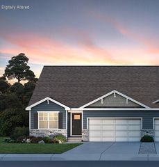 818A Concord CIRCLE, Burlington, WI 53105