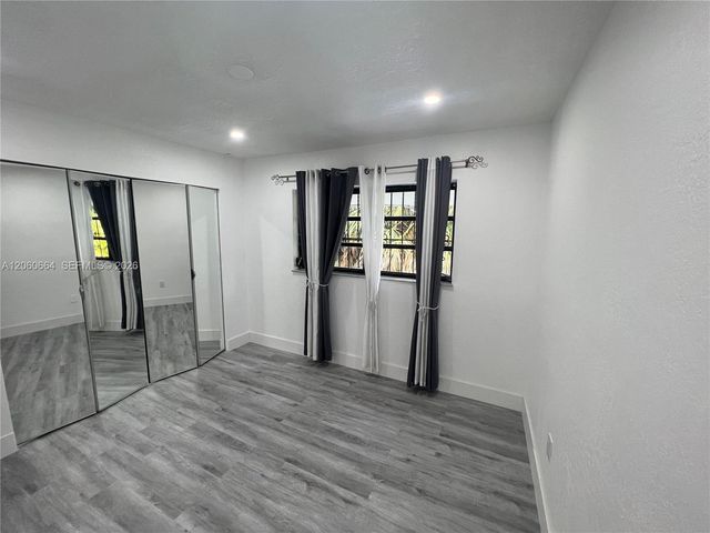 1901 NW S River Dr 35C, Miami, FL 33125