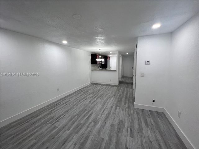 1901 NW S River Dr 35C, Miami, FL 33125