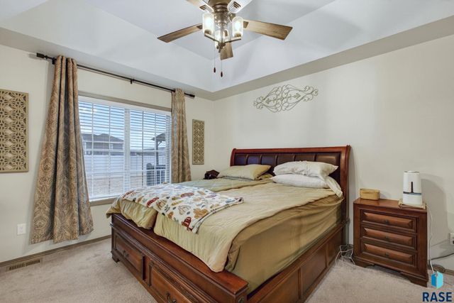 7500 E 49th St Street, Sioux Falls, SD 57110