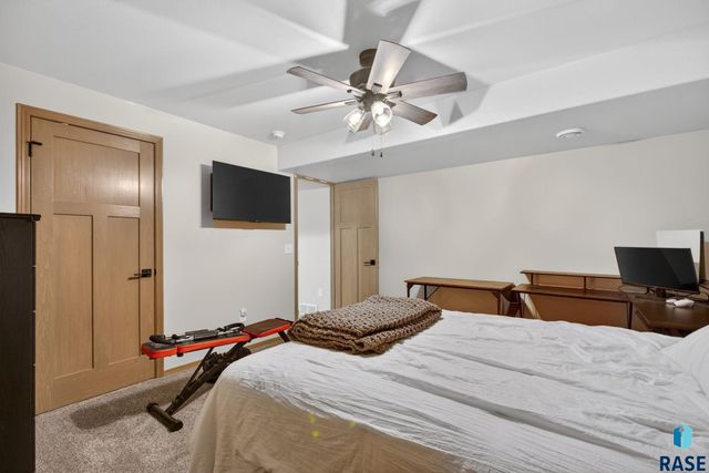 7500 E 49th St Street, Sioux Falls, SD 57110