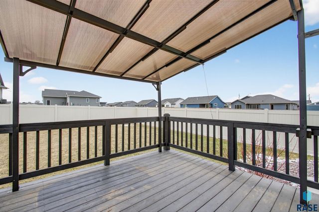 7500 E 49th St Street, Sioux Falls, SD 57110