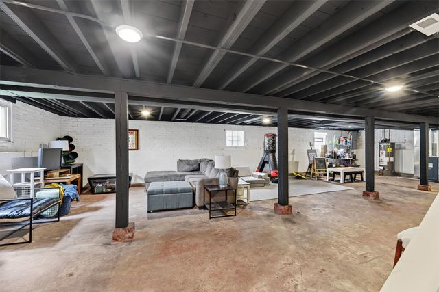 2128 N Lawler Avenue, Chicago, IL 60639