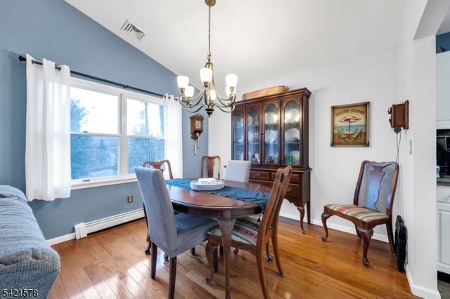 20 Park Ave, Lopatcong Twp., NJ 08865