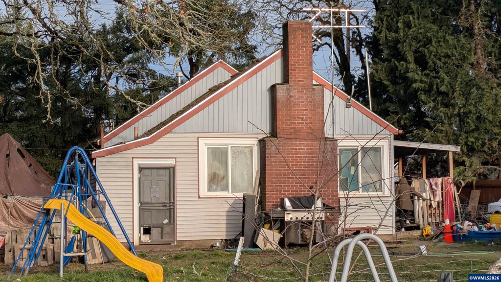 30626 Santiam Hwy, Lebanon, OR 97355