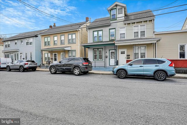 2210 LEHMAN ST, Lebanon, PA 17046