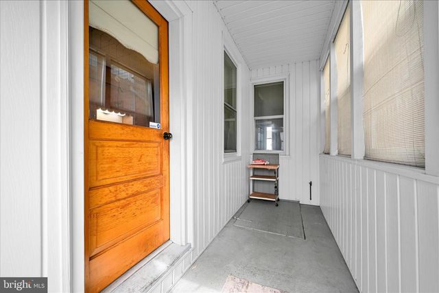 2210 LEHMAN ST, Lebanon, PA 17046
