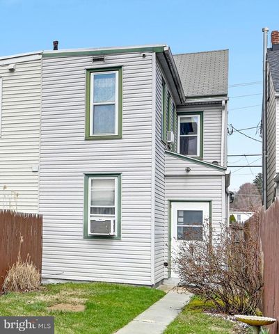 2210 LEHMAN ST, Lebanon, PA 17046